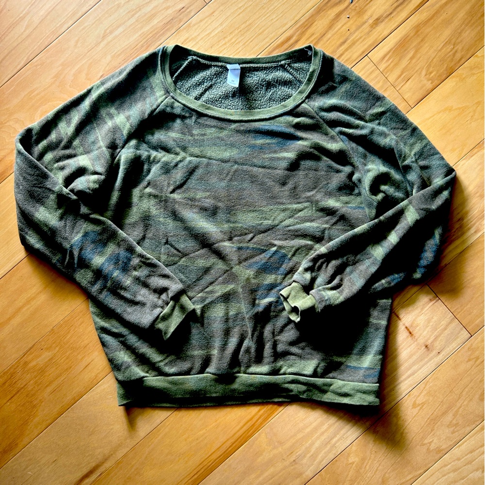 Alternative Camo Pullover